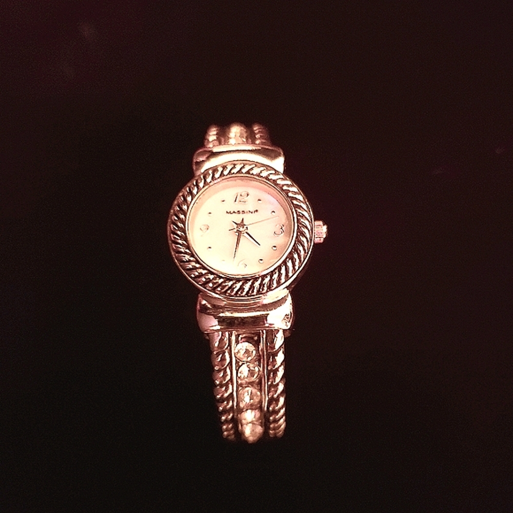 🖤Pt. 2- VTG Gorgeous Silver & Rhinestone Watch🖤 - Picture 5 of 16